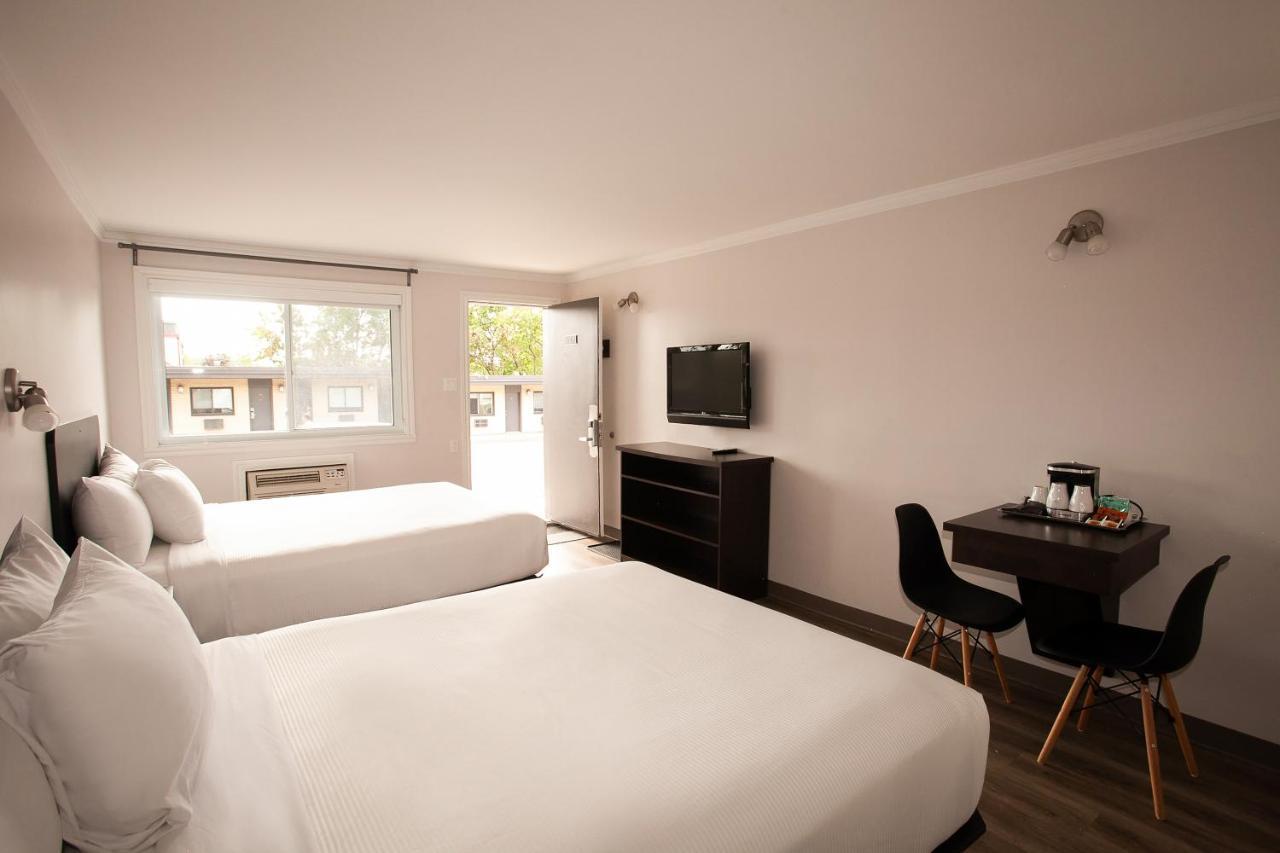 Motel Newstar Laval Exterior foto