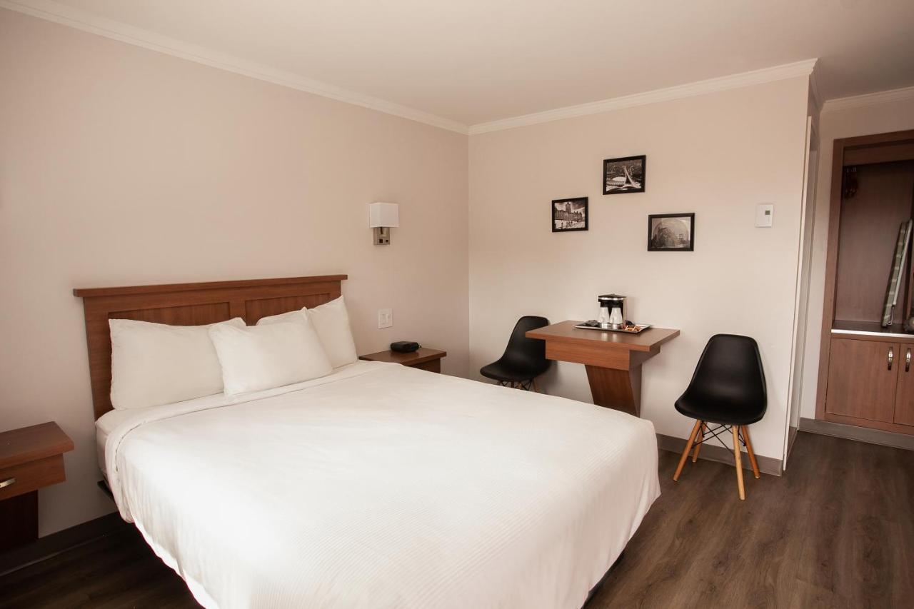 Motel Newstar Laval Exterior foto
