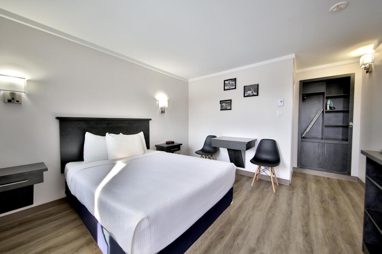Motel Newstar Laval Exterior foto